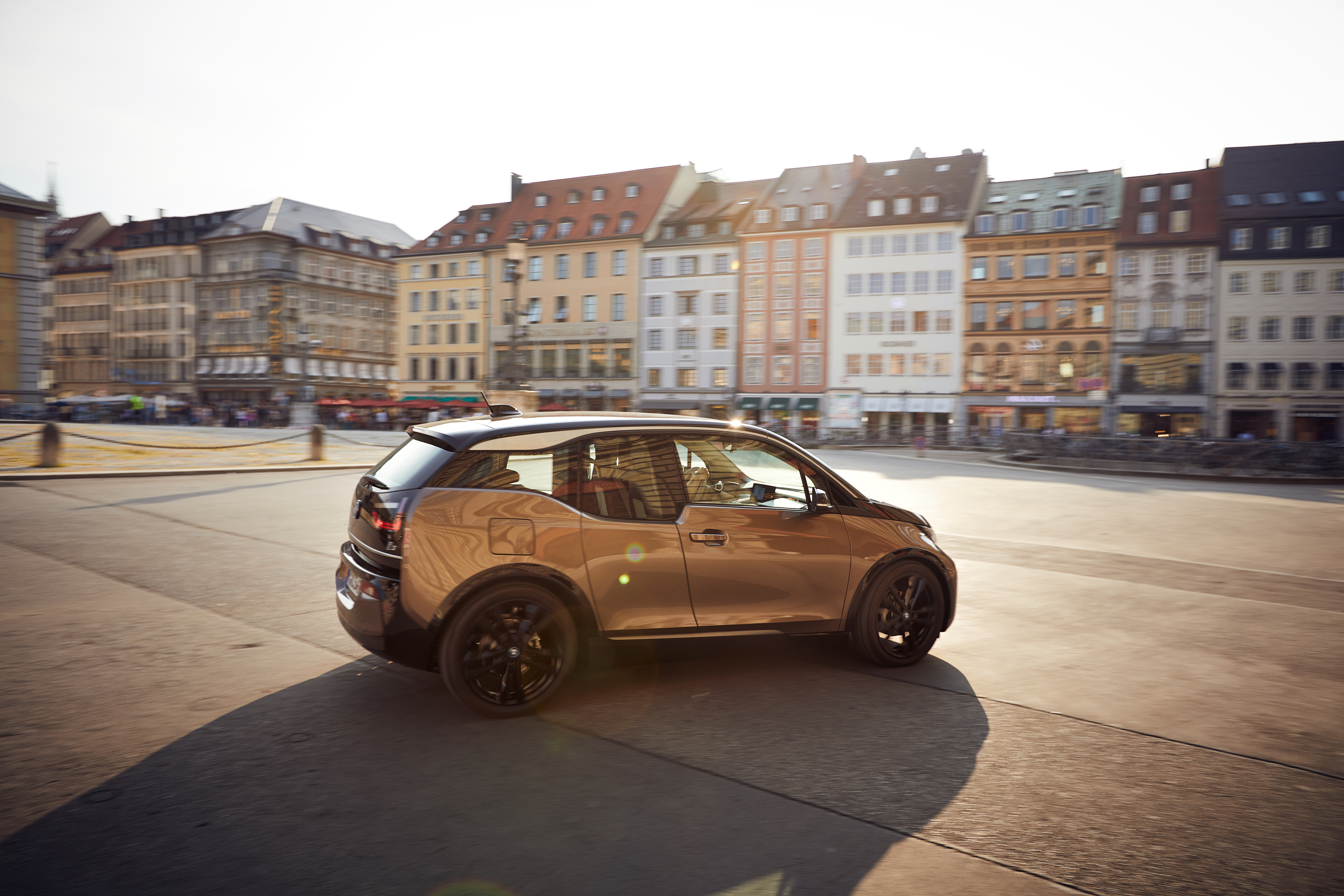  2019   i3   SUITE  