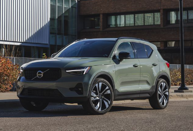  2023   XC40   Recharge  Ultimate Twin Motor  