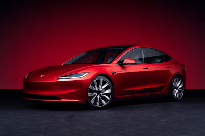  2023   Model 3   ロングレンジ  